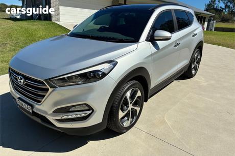 Silver 2017 Hyundai Tucson Wagon Highlander (Awd)