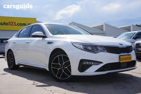 White 2018 Kia Optima Sedan Gt Nav (Black Leather)