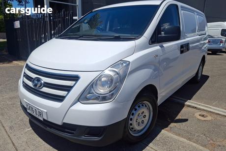 White 2016 Hyundai Iload Van 3S Liftback