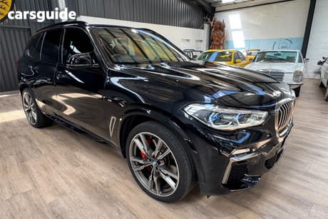 Black 2021 BMW X5 Wagon M50I