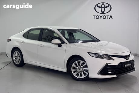 White 2021 Toyota Camry Sedan Ascent