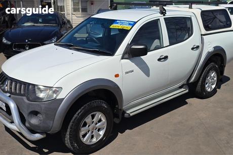 White 2007 Mitsubishi Triton Double Cab Utility Glx