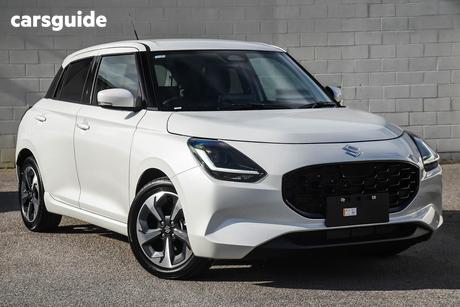 White 2025 Suzuki Swift Hatchback Hybrid Glx