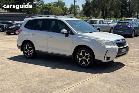 White 2014 Subaru Forester Wagon 2.0Xt Premium