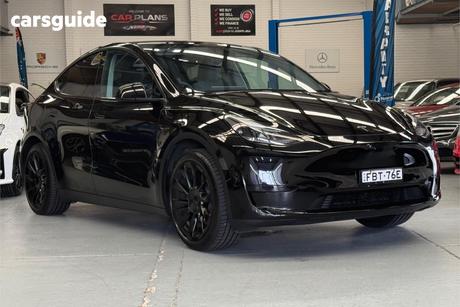 Black 2023 Tesla Model Y Wagon Rear-Wheel Drive