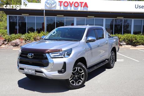 Silver 2023 Toyota Hilux Double Cab Pick Up Sr5 (4X4)