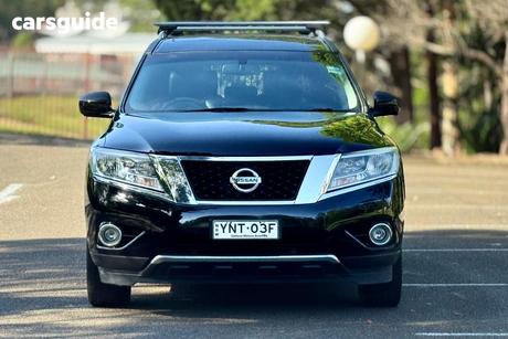 Black 2016 Nissan Pathfinder Wagon Ti (4X4)