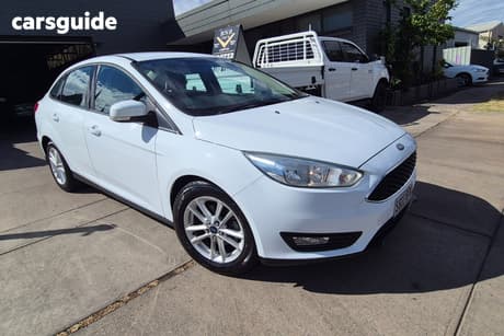 White 2017 Ford Focus Sedan Trend
