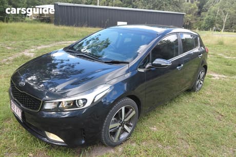Blue 2017 Kia Cerato Hatchback Sport+