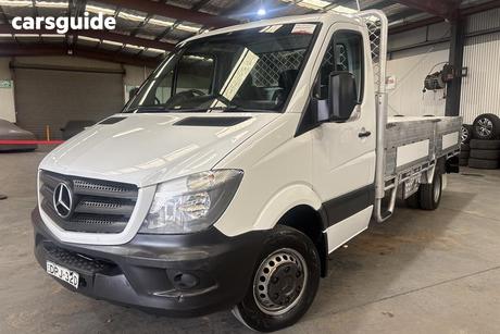 White 2017 Mercedes-Benz Sprinter Cab Chassis 519Cdi Lwb