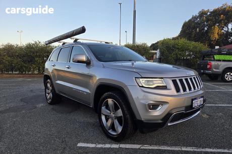 Silver 2013 Jeep Grand Cherokee Wagon Limited (4X4)