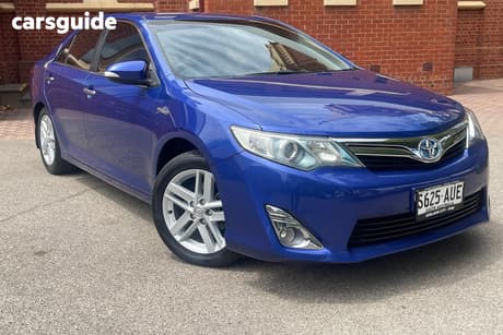 Blue 2012 Toyota Camry Sedan Hybrid Hl
