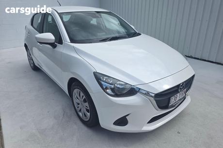 White 2018 Mazda 2 Hatchback Neo