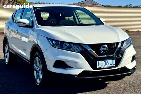 White 2019 Nissan Qashqai Wagon St