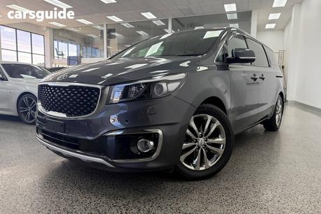 Grey 2017 Kia Carnival Wagon Platinum