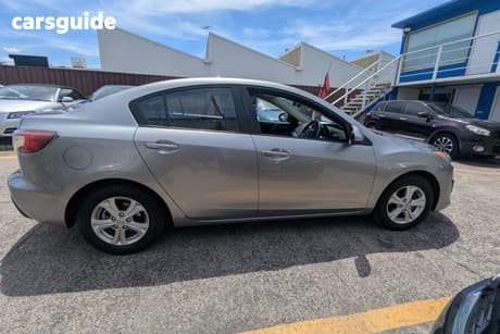 Silver 2010 Mazda 3 Sedan Maxx