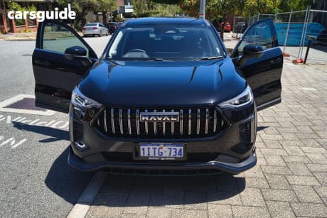 Black 2025 GWM Haval Jolion Wagon Lux Hybrid