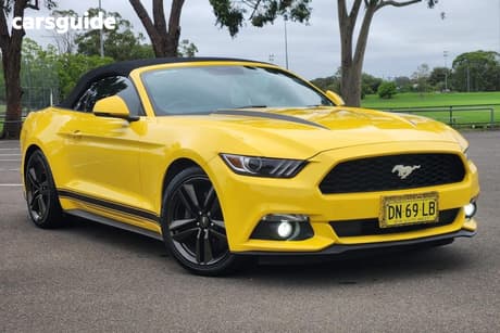 Yellow 2016 Ford Mustang Convertible 2.3 Gtdi