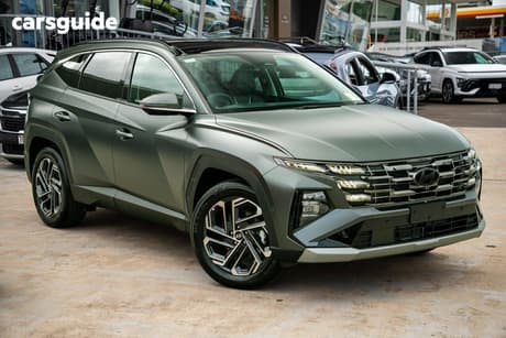 Green 2025 Hyundai Tucson Wagon Premium Hybrid (Awd)