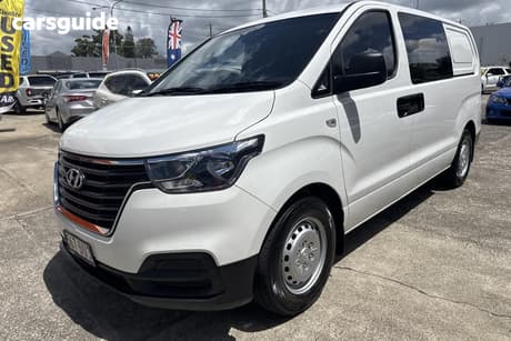 White 2021 Hyundai Iload Van 3S Liftback