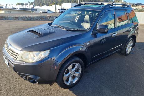 Grey 2009 Subaru Forester Wagon Xt Premium