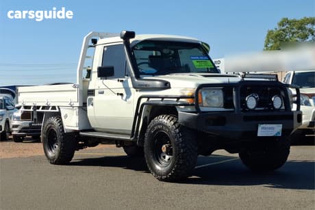 White 2008 Toyota Landcruiser Cab Chassis Workmate (4X4)