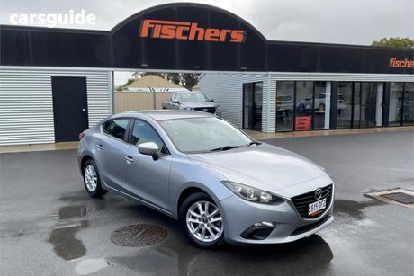 Silver 2014 Mazda 3 Sedan Maxx