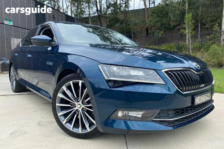Blue 2018 Skoda Superb Sedan 162 Tsi