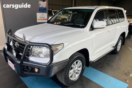 White 2014 Toyota Landcruiser Wagon Altitude (4X4)