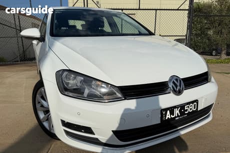 White 2015 Volkswagen Golf Hatchback 110 Tdi Highline