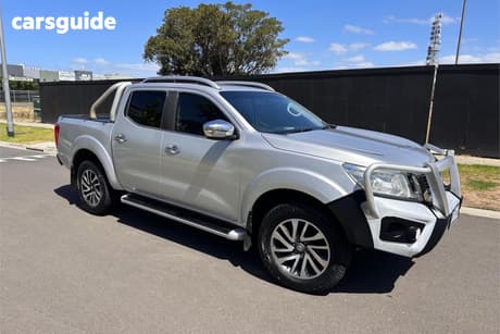 Silver 2018 Nissan Navara Dual Cab Pick-up St-X (4X2) (Leather Trim)
