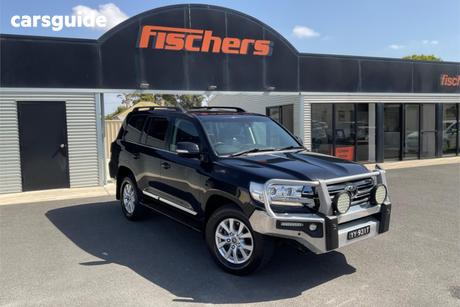 Black 2017 Toyota Landcruiser Wagon Sahara (4X4)