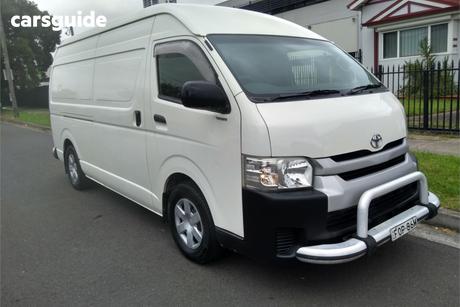 White 2016 Toyota HiAce Van Slwb