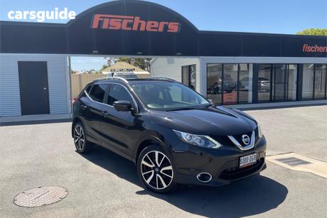 Black 2016 Nissan Qashqai Wagon Ti (4X2)