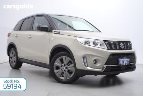 Beige 2024 Suzuki Vitara Wagon