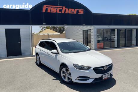White 2019 Holden Commodore Sportswagon Lt