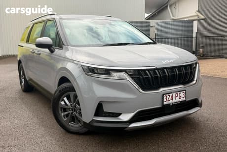 Silver 2022 Kia Carnival Wagon S