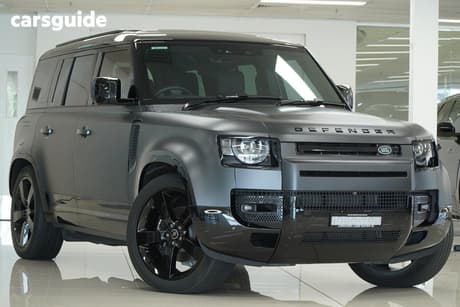 Grey 2025 Land Rover Defender Wagon 110 D350 X-Dynamic Hse (257Kw)