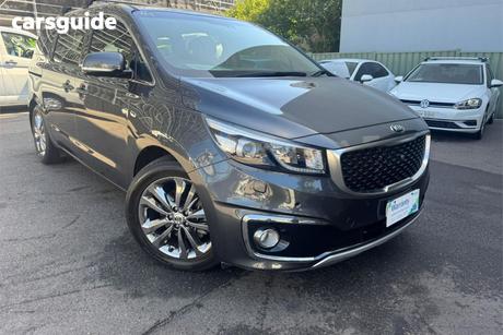 Grey 2017 Kia Carnival Wagon Platinum