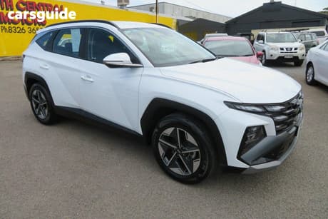 White 2024 Hyundai Tucson Wagon (Fwd)