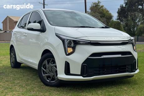 White 2025 Kia Picanto Hatchback Sport (Pe2)