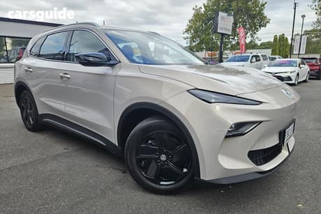 Gold 2025 MG MGS5 EV Wagon Excite 49