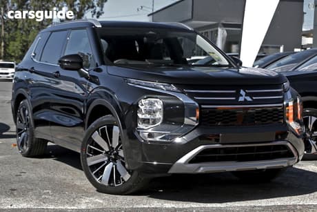 Black 2025 Mitsubishi Outlander Wagon Exceed 5 Seat (Awd)