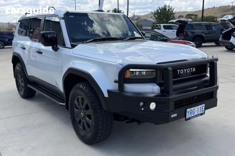 2025 Toyota Landcruiser Prado Wagon Altitude