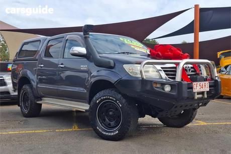 Grey 2012 Toyota Hilux Dual Cab Pick-up Sr5 (4X4)