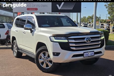 White 2022 Toyota Landcruiser Wagon Lc300 Sahara (4X4)