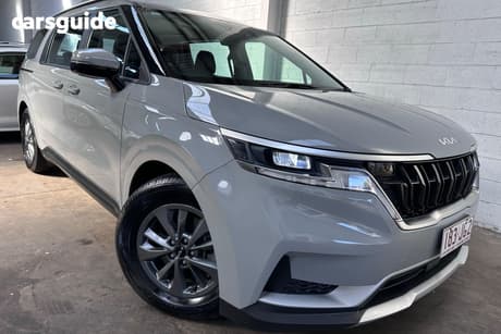 Silver 2023 Kia Carnival Wagon S