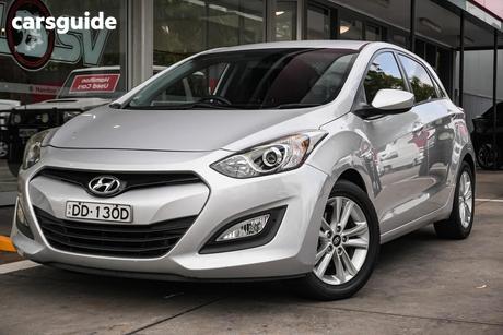 Silver 2012 Hyundai I30 Hatchback Active 1.6 Crdi