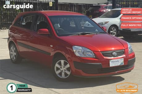 Red 2006 Kia RIO Hatchback Ex