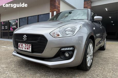 Silver 2018 Suzuki Swift Hatchback Gl Navigator